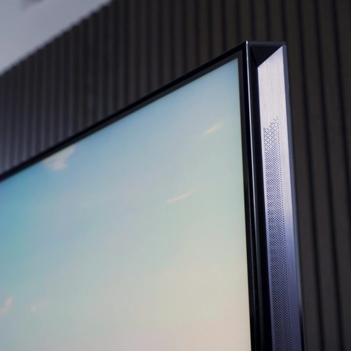 The top right corner of a Hisense UX TV showing the bezel.