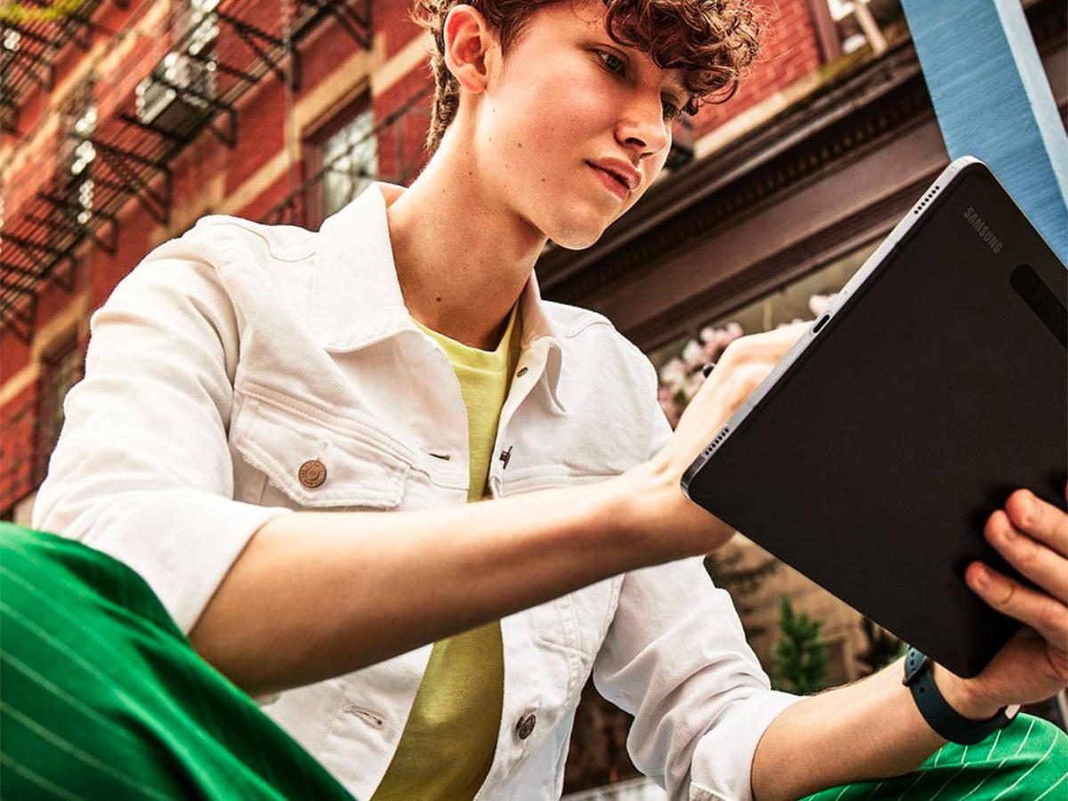 The Galaxy Tab S8 Ultra, the 