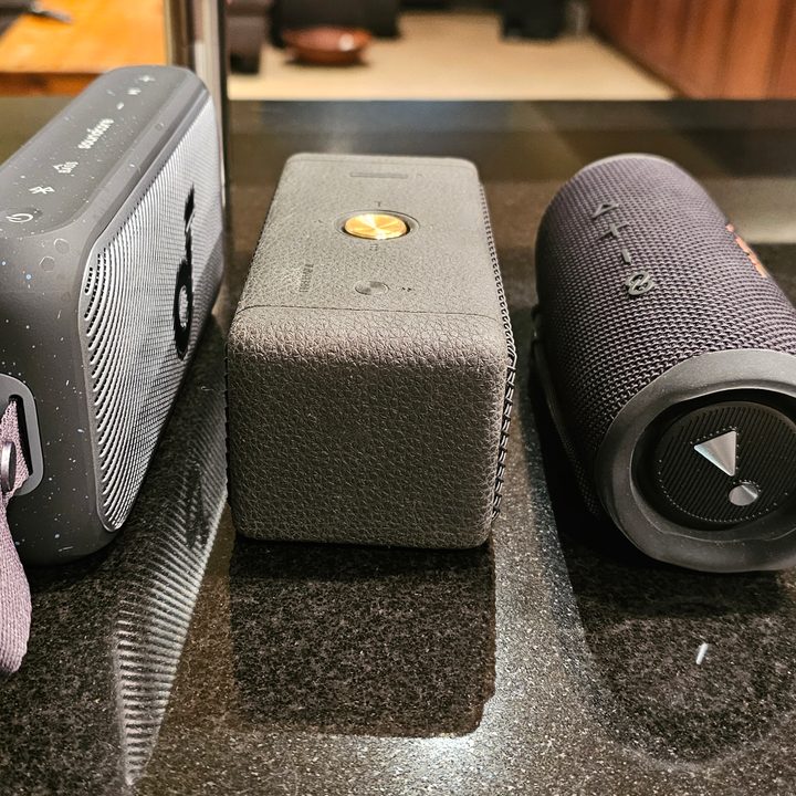 Soundcore Motion 300, Marshall Emberton II, and JBL Flip 6.