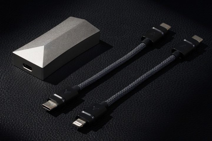 Astell&Kern AK HC4 USB DAC and headphone amp.