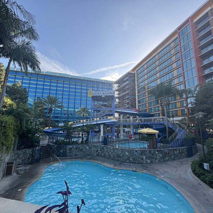 Disneyland Hotel pool area taken with iPhone 15.