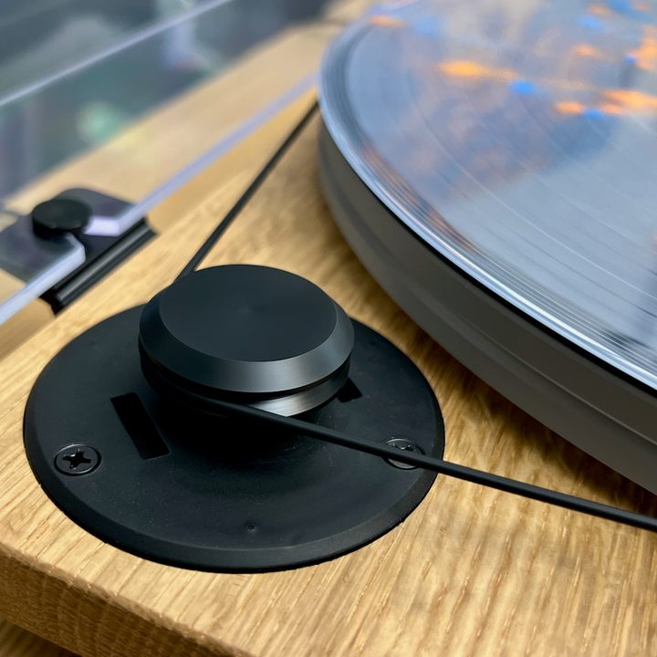 The new motor of the 2023 The U-Turn Orbit Special turntable.