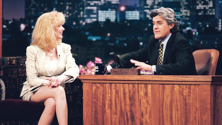 Nora Bing giving an interview to Jay Leno in Friends.