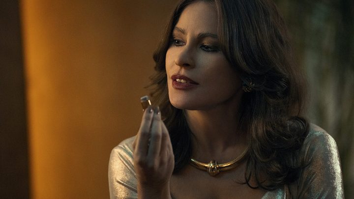 Sofia Vergara as Griselda Blanco holding an engagement ring in Netflix's Griselda.