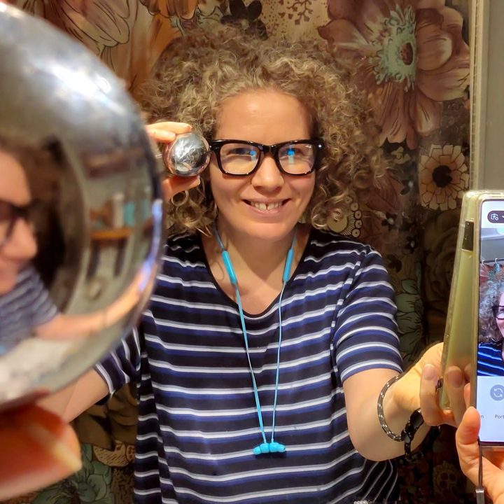Tracey Truly shows multi-reflective options with Ray-Ban Meta Smart Glasses.
