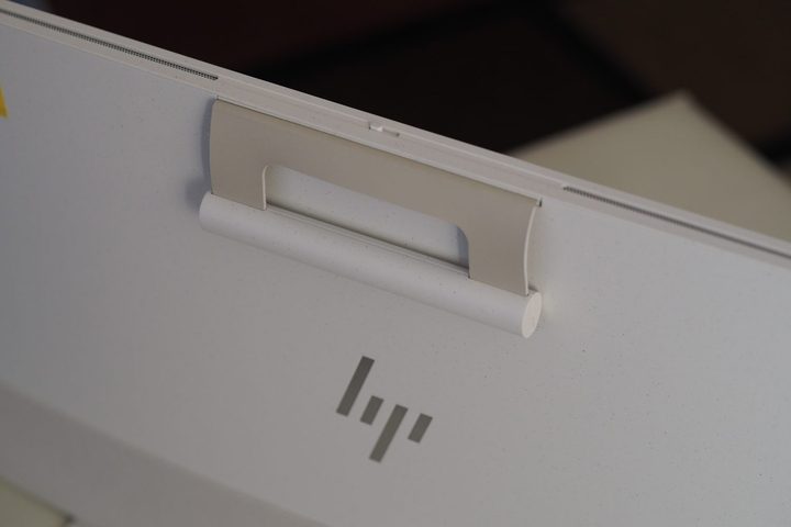 HP Envy Move top view showing handle.