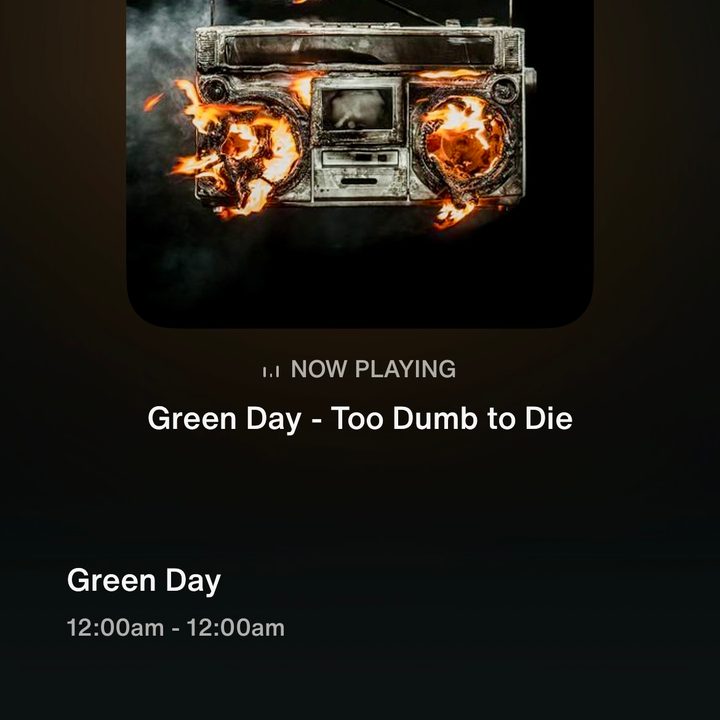 The playback control screen on the SiriusXM iOS app.