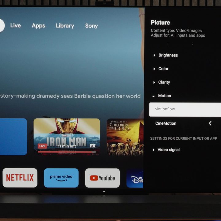 The settings menu on a Sony TV showing the Motionflow option.