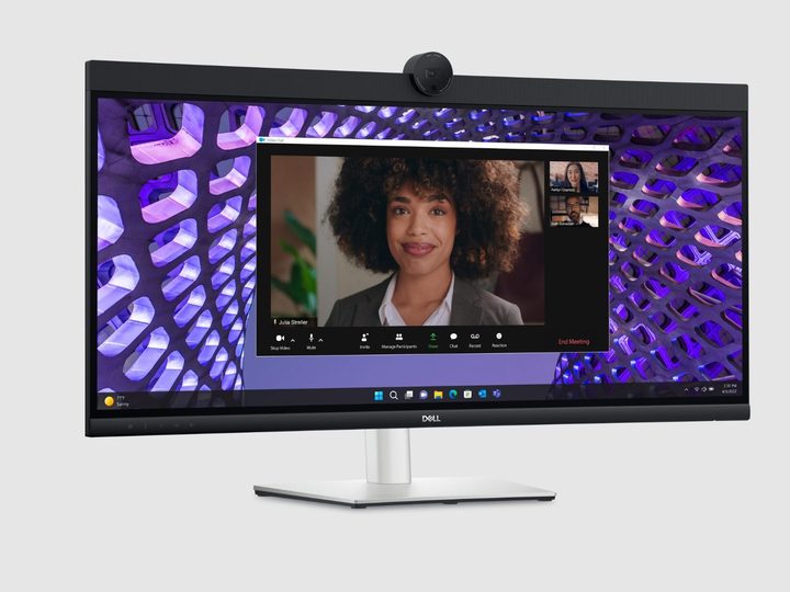 A Zoom meeting on the Dell 34 Curved Video Conferencing Monitor.