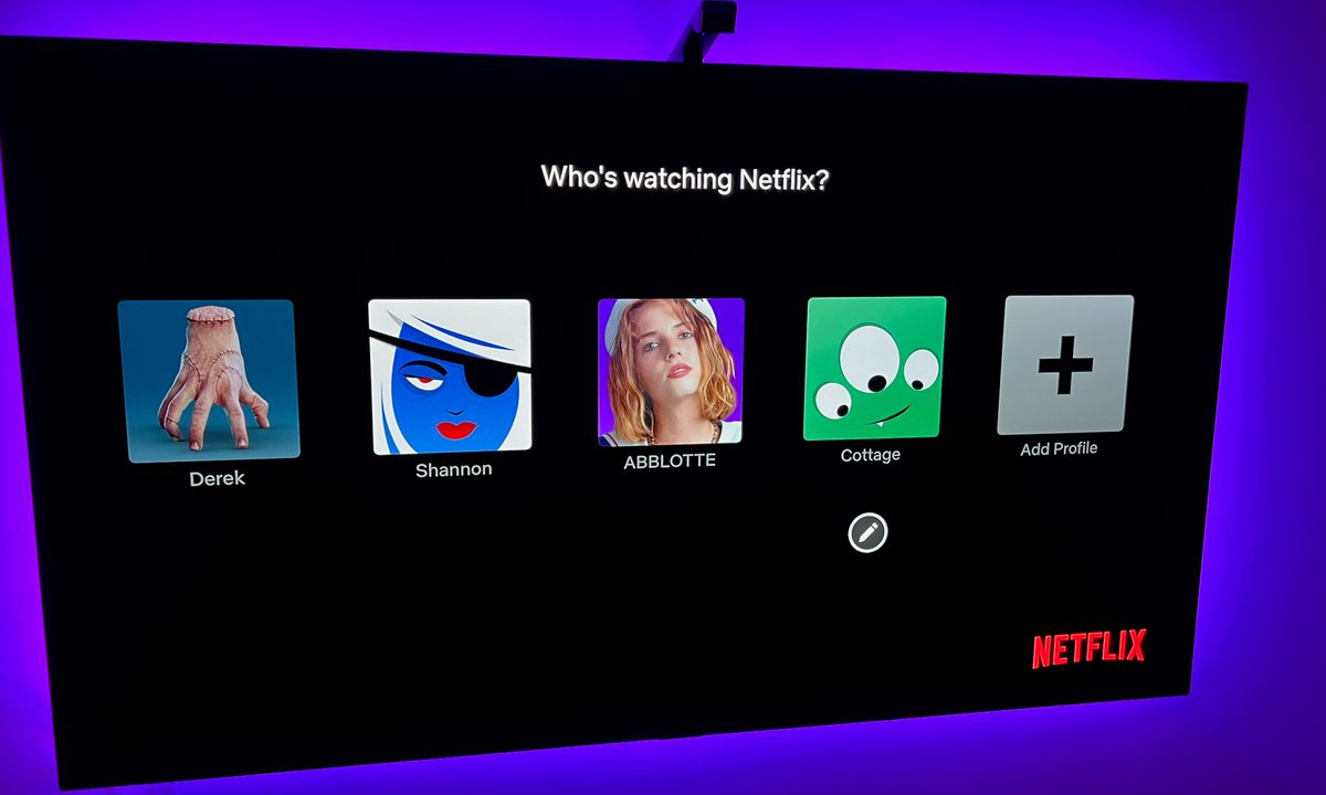 How to delete a Netflix profile on your TV.