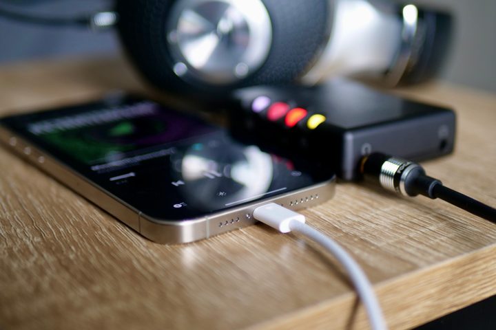 The iPhone 15 Pro Max with the Chord Mojo 2.