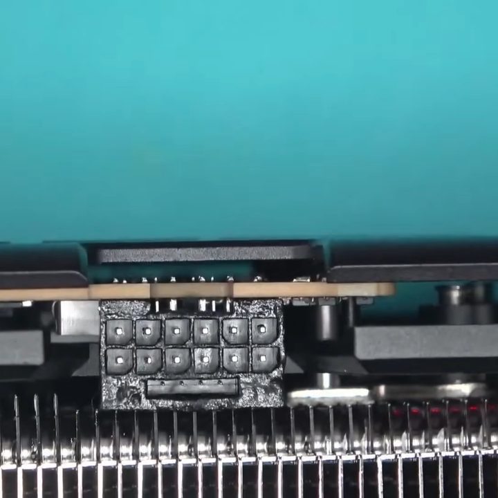 Melted connector on the RTX 4090.
