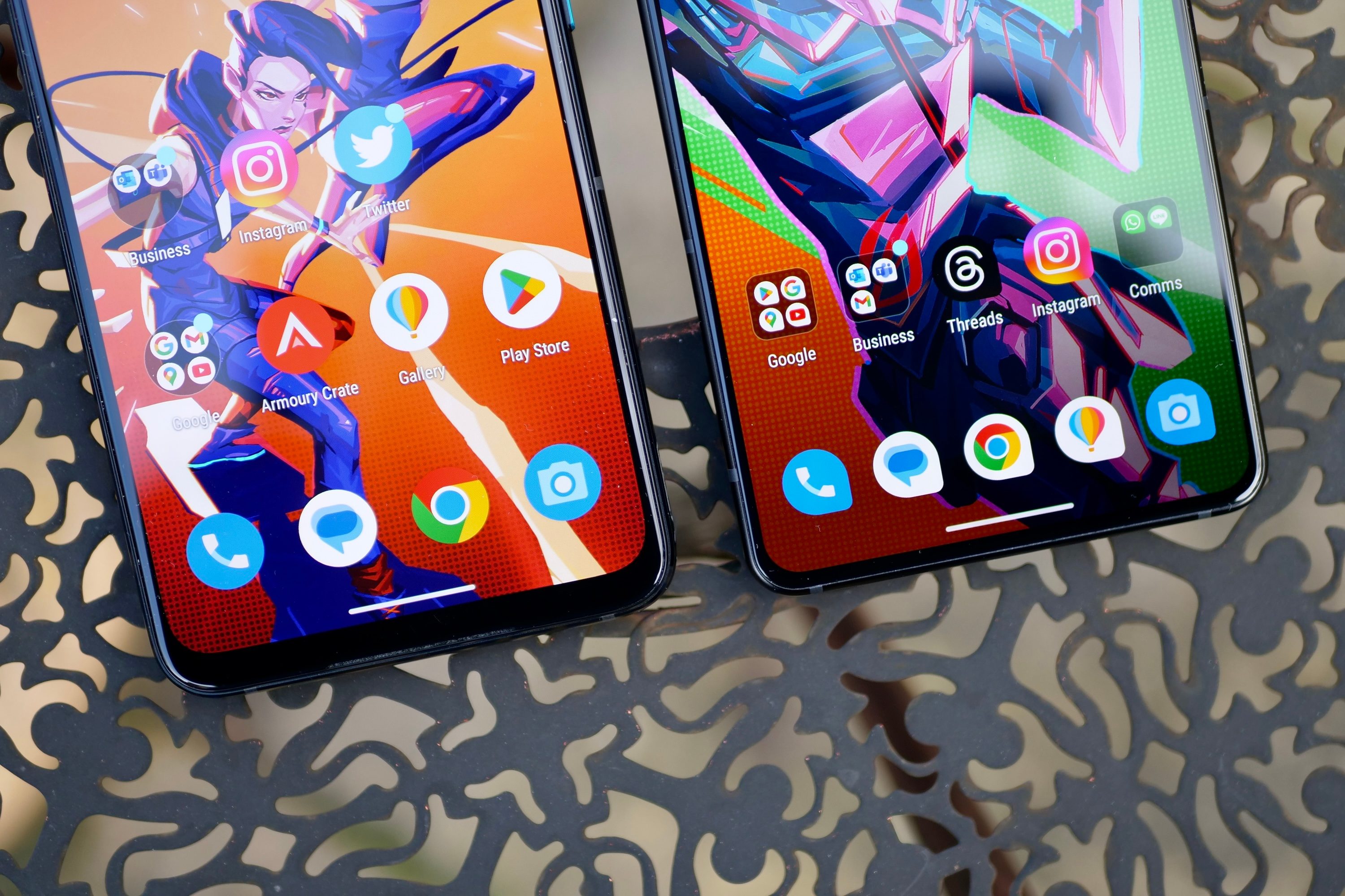 The Asus ROG Phone 8 Pro and the ROG Phone 7 Ultimate's screen bezels.