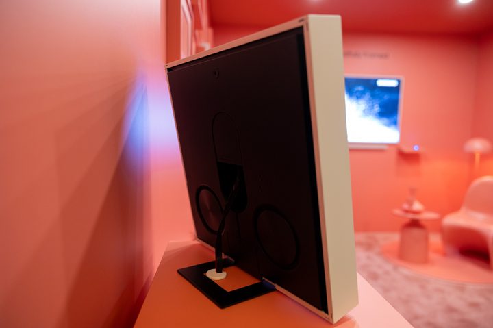 The rear of the Samsung Music Frame speaker.