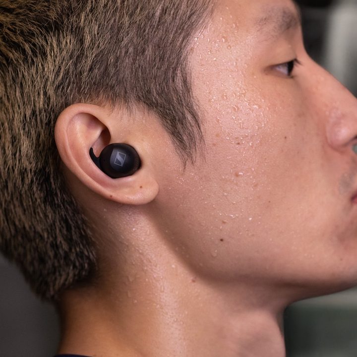 Man wearing Sennheiser Momentum Sport.