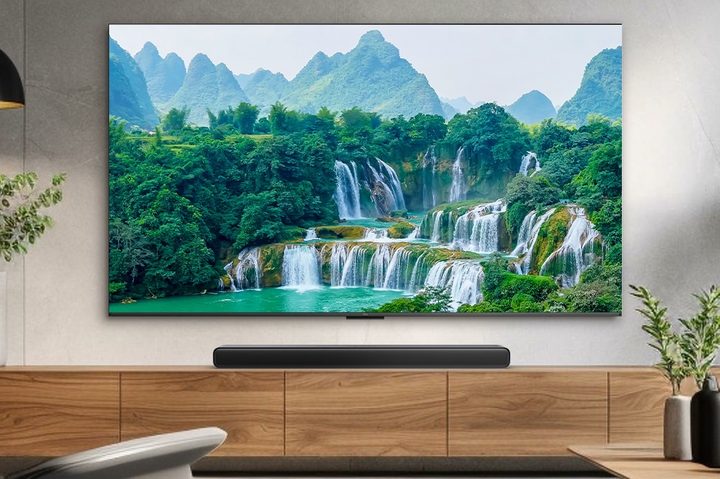 2024 TCL S45H 2.0 Dolby Atmos soundbar.