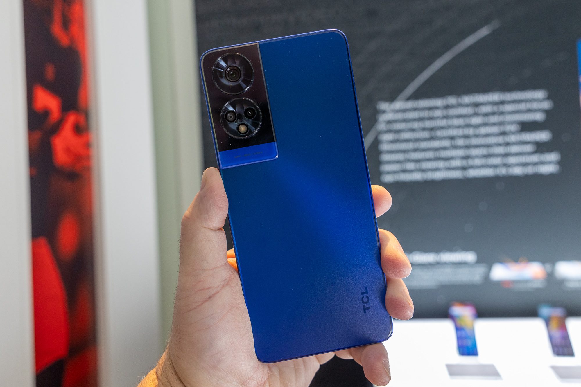 TCL just announced an insane number of Android phones at CES