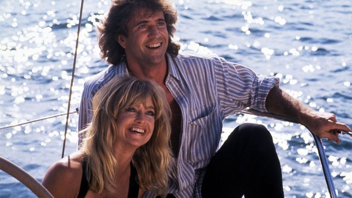 Goldie Hawn and Mel Gibson in Bird on a Wire.