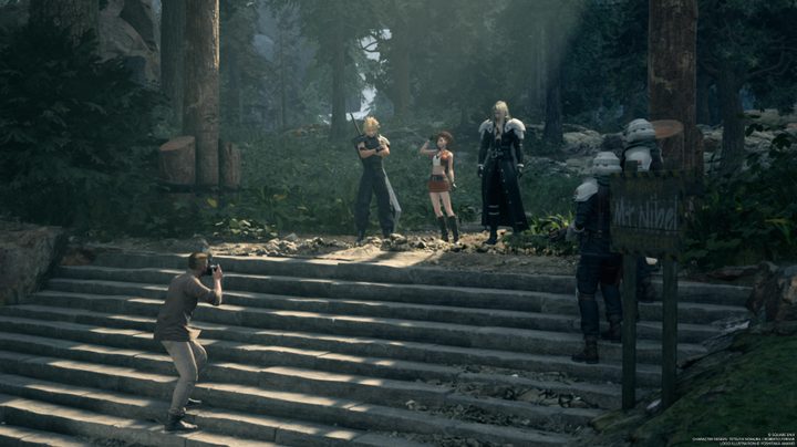 Cloud, Tifa, and Sephiroth taking a picture in Nibelhiem.