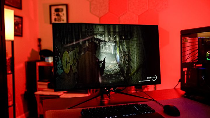 Alan Wake 2 running on the Asus PG32UCDM.