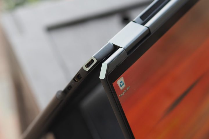 HP Spectre x360 16 2024 top down view showing notch.