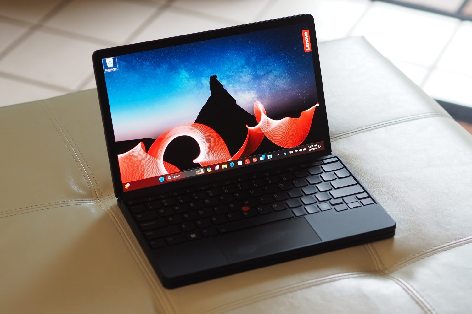 Lenovo ThinkPad X1 Fold (16-inch) review: a foldable flop