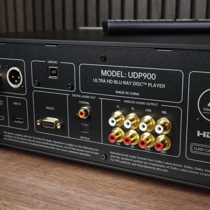 Magnetar UDP900 Disc Player