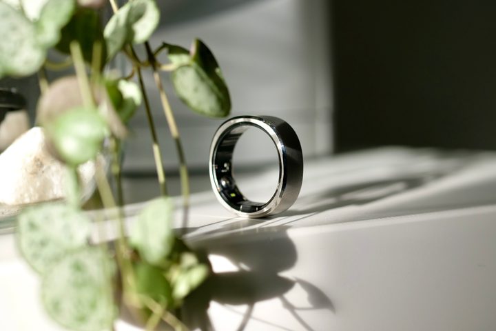 The side of the RingConn Smart Ring.
