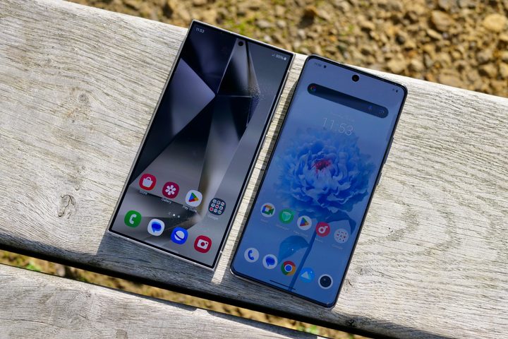 The Samsung Galaxy S24 Ultra and the Vivo X100 Pro phone screens.
