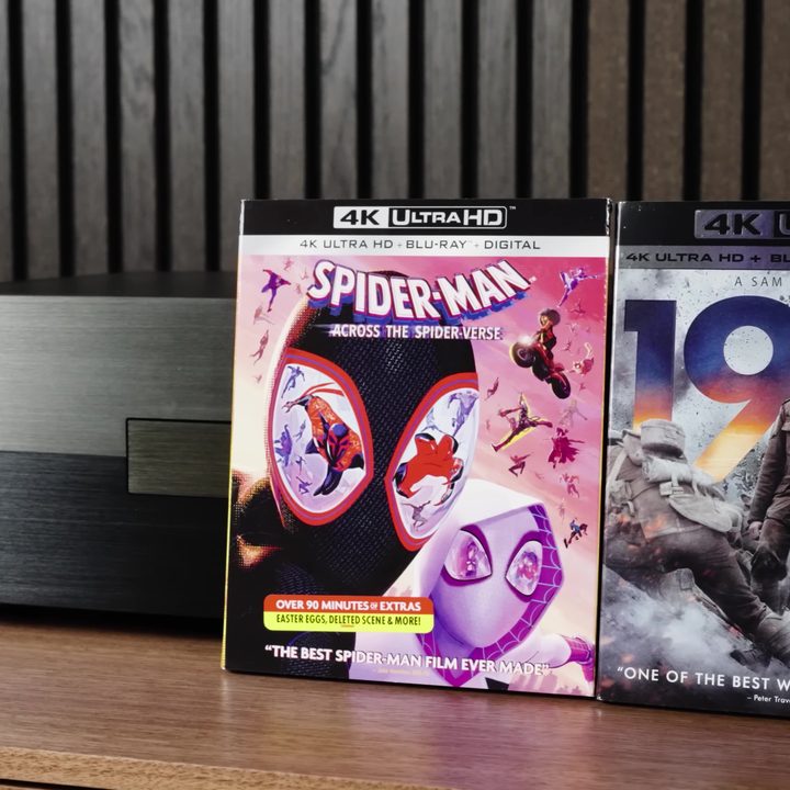A Magnetar Blu9ray player and two Blu-ray discs (1917 and Across the Spiderverse.