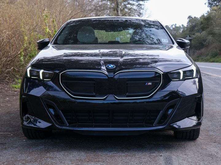 BMW i5 M60 Front