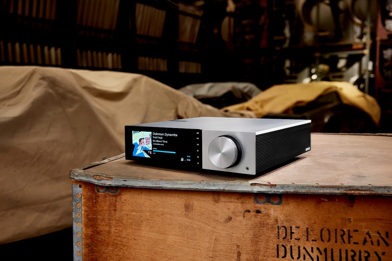 The Cambridge Audio Evo 150 DeLorean Edition integrated amplifier and network streamer &ndash; classic DMC logo.
