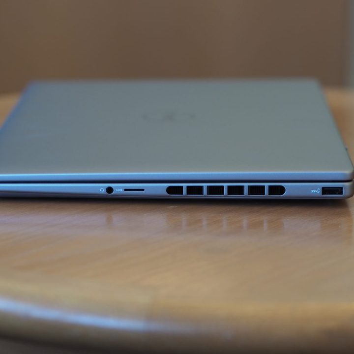 Dell Inspiron 14 Plus 2024 right side view showing ports and vent.