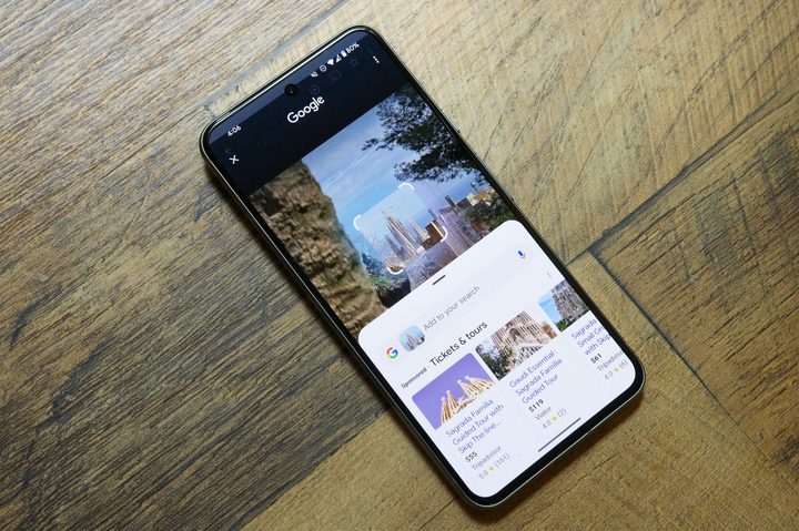 Circle to Search on a Google Pixel 8.