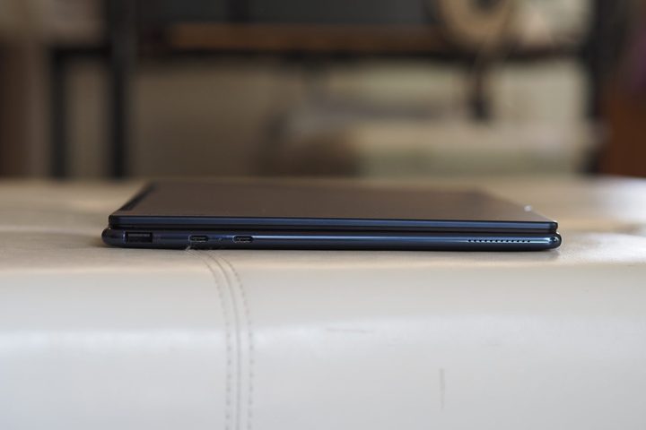 Lenovo Yoga 9i Gen 9 left side view showing ports.