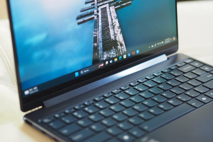 Lenovo Yoga 9i Gen 9 front view showing soundbar.