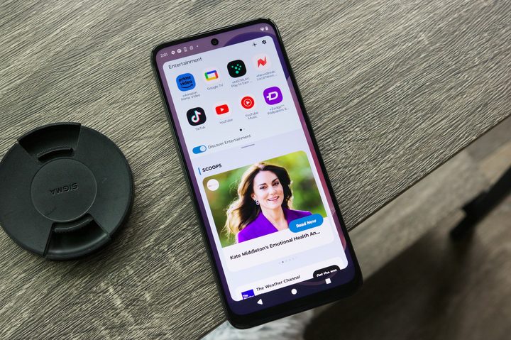 A Moto G Power 5G (2024) with the Entertainment apps folder.