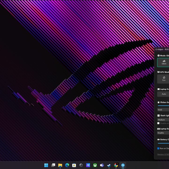 The G-helper tool running on the Asus ROG Zephyrus G16 2024 showcasing the display color gamut settings.