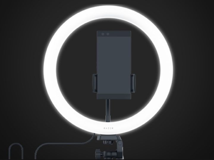 The Razer Ring Light with a phone.