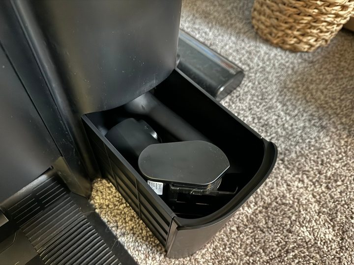 The vacuum compartment on the X2 Combo.