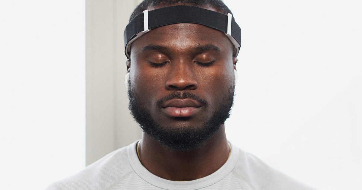 This crazy headband uses music and brainwaves to make you a better ...