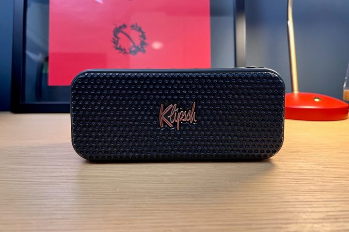The front of the Klipsch Nashville Bluetooth speaker.