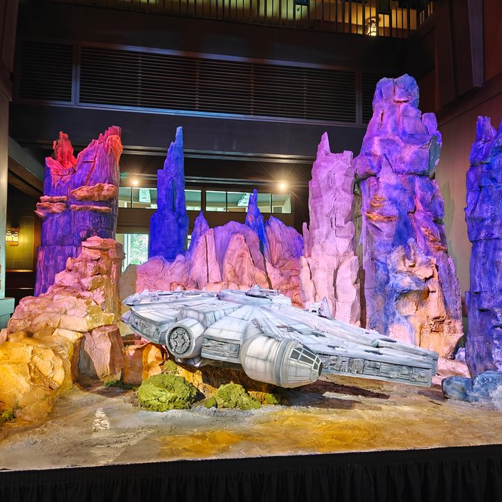 Millennium Falcon sugar sculpture taken with the OnePlus 12 main camera.