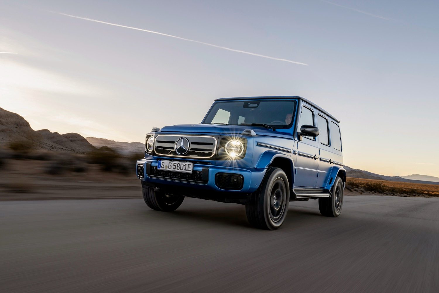 Mercedes-Benz G580 with EQ Technology front-quarter.