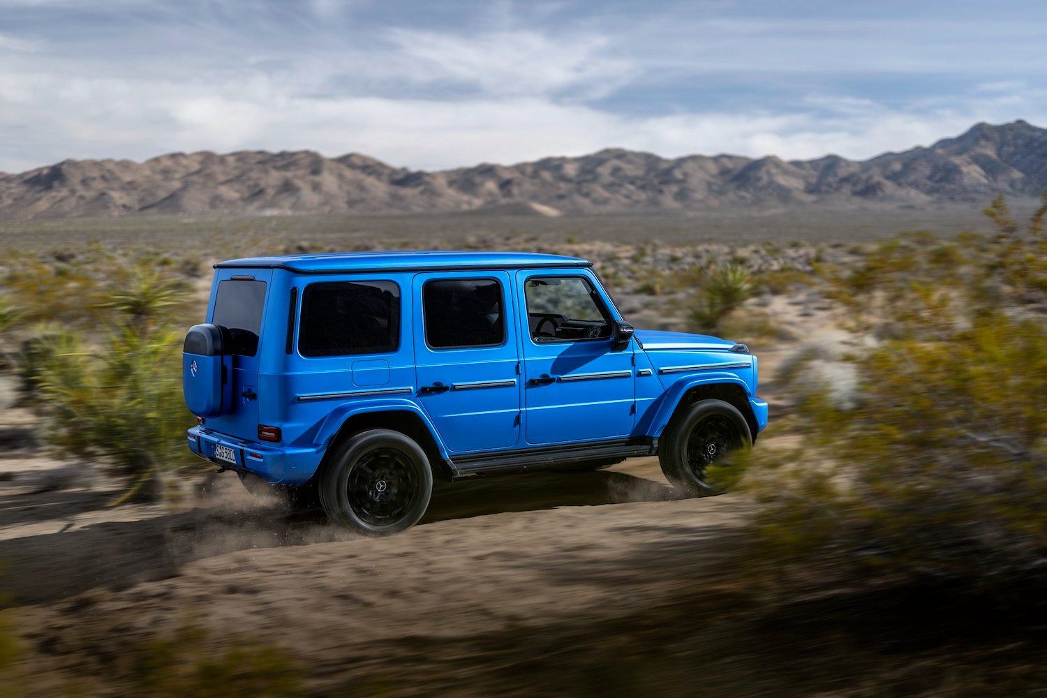 Mercedes-Benz G580 with EQ Technology rear quarter.