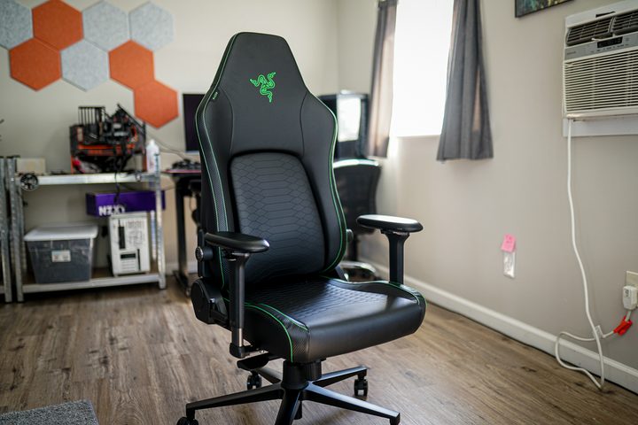 The Razer Iskur V2 gaming chair in an office.