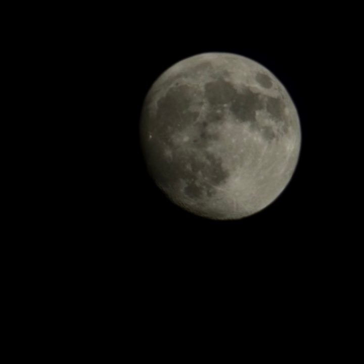 A photo taken with the Samsung Galaxy S24 Ultra's moon mode.