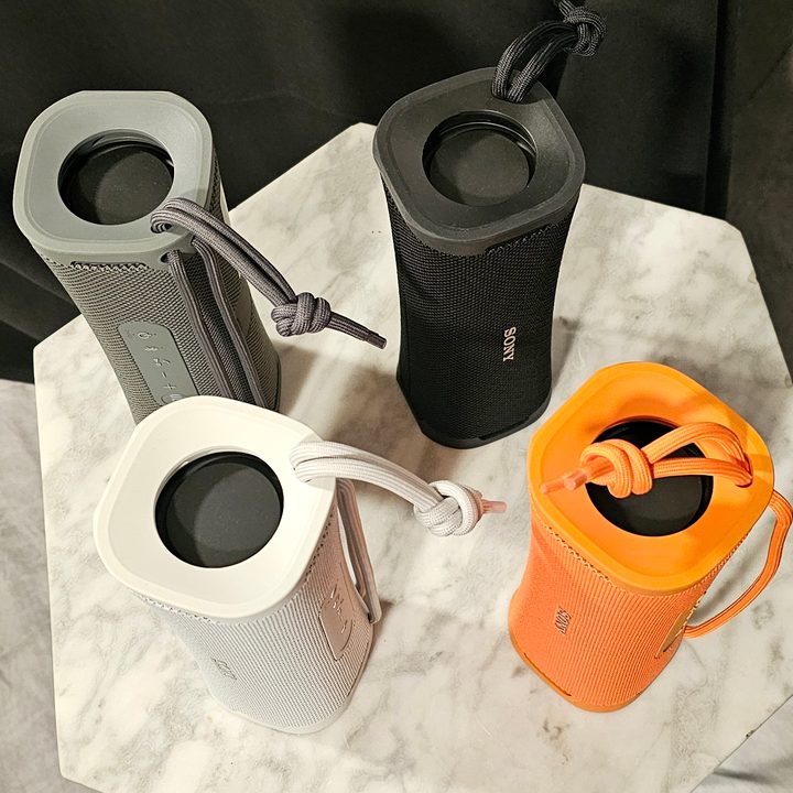 Sony ULT Field 1 in four colors.