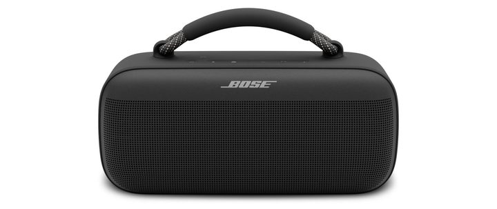 Bose SoundLink Max in black.