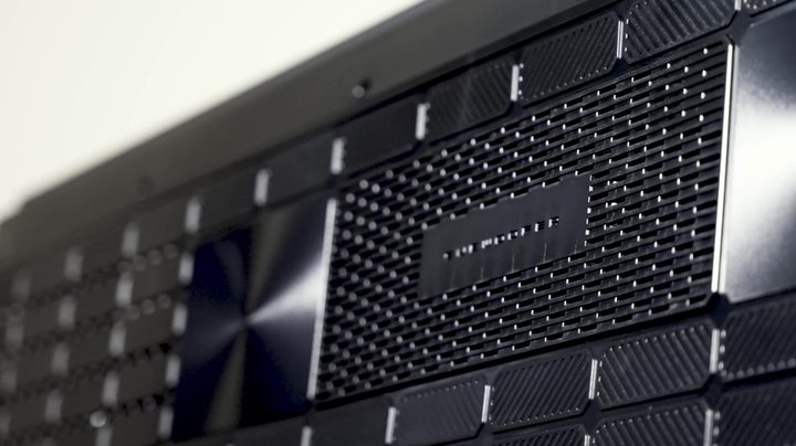 Hisense U8N